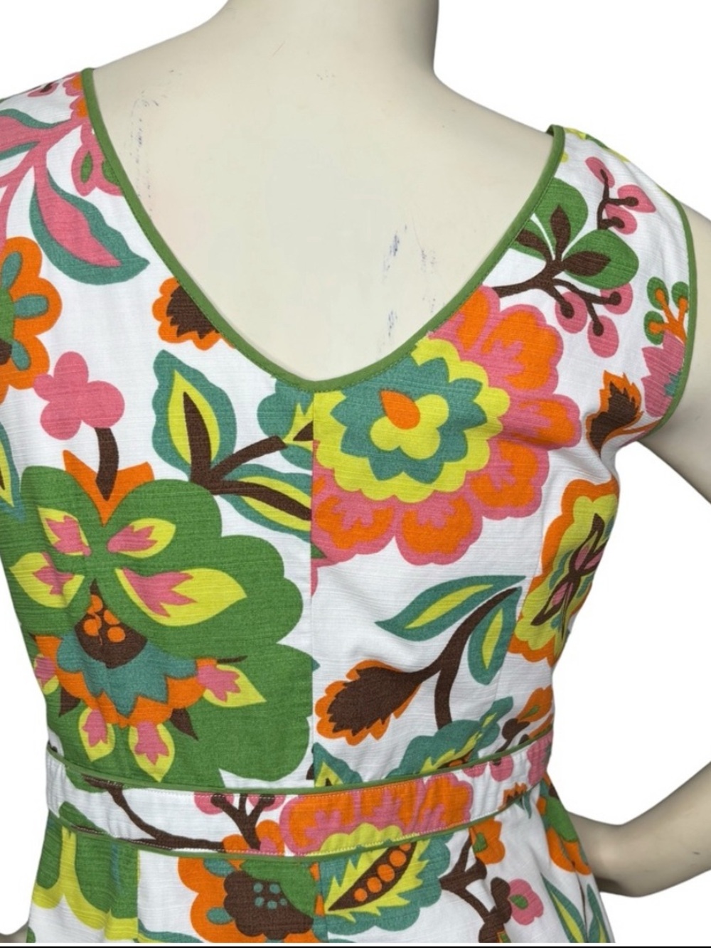 Boden Floral Dress - Picture 10 of 12